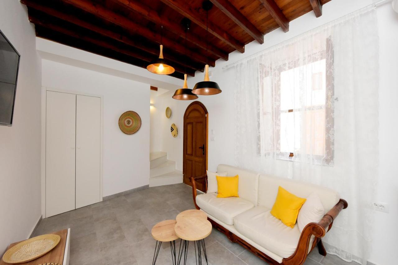 Pera Houses 2-Bedroom In The Center Of Lindos Exterior foto